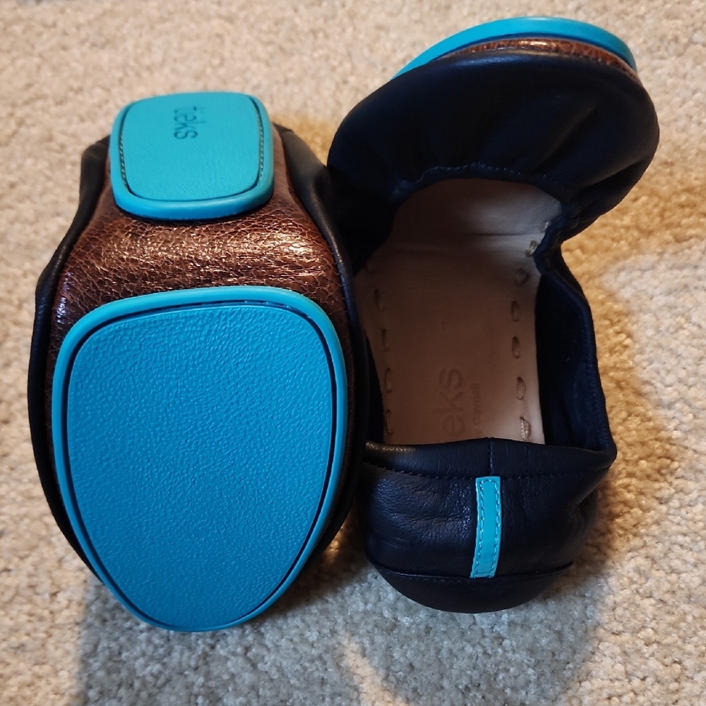 Tieks Black BRAND NEW